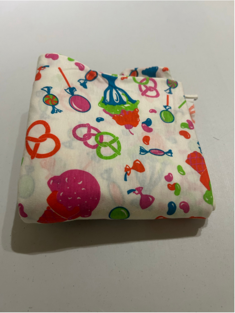 🔥3 for $40🔥 Fabric: 1.3 Yards of Candy Print Fabric Multi-color Candy Print - Picture 1 of 4